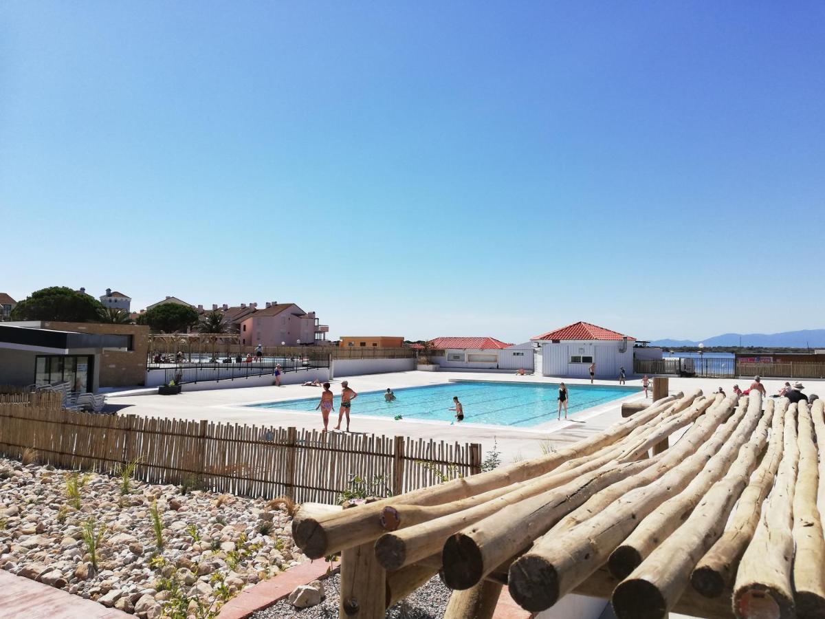 Style Bord de mer - Une chambre - Proche du Marché de Noël -Terrasse extérieure - Vue lac - Espace Jeux pour enfants Le Barcarès Esterno foto